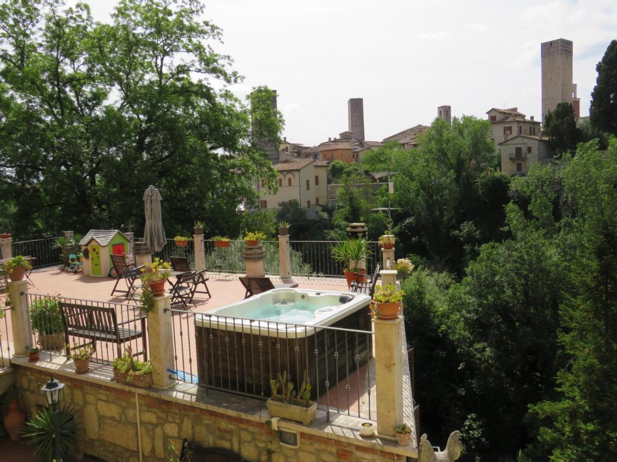 Antico Borgo Piceno Acomodação com café da manhã Ascoli Piceno Exterior foto